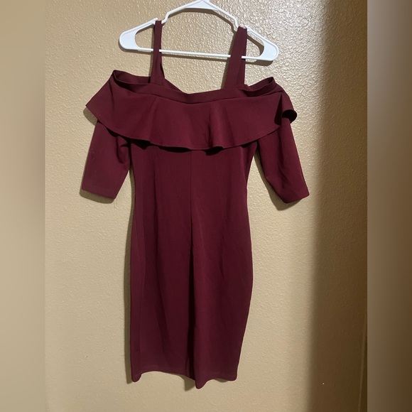 Red Ruffled Off-Shoulder Midi Dress - Picture 2 of 3